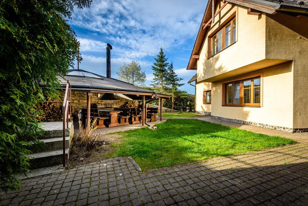 Vila Michal Bešeňová Eksteriør bilde